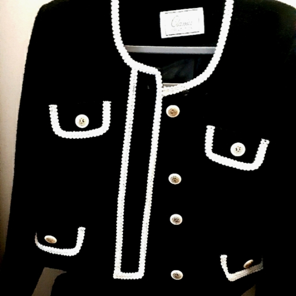 Vintage Classic's skirt suit size 8